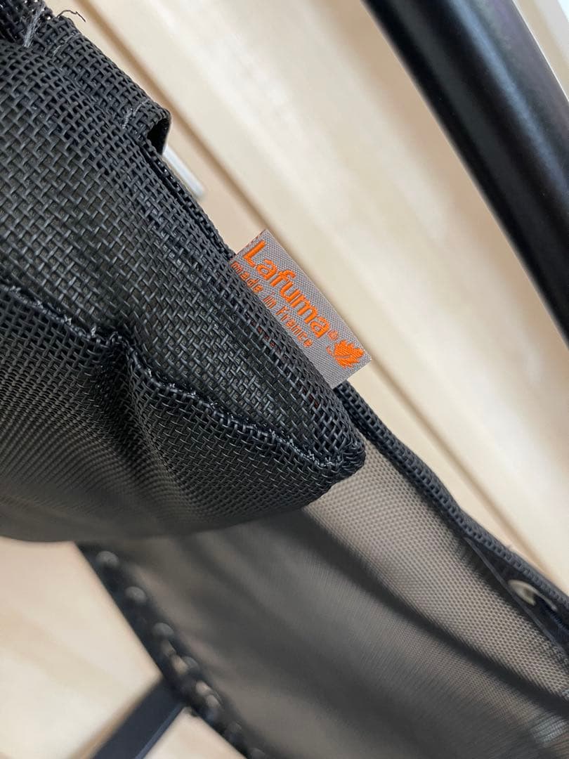 ラフマ　アウトドアチェア ブラック メッシュ　ドリンクホルダー付き