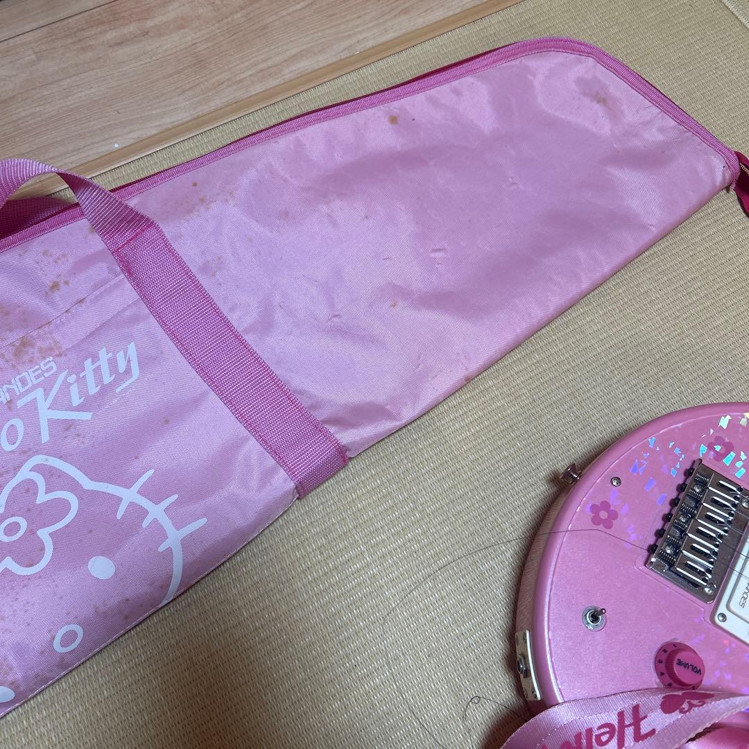 ハローキティ フェルナンデスFERNANDES アンプ内蔵 ZO-3 kitty