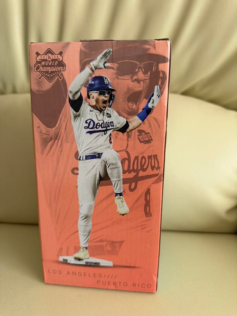 Dodgers ドジャース フィギュア　キケ　ヘルナンデス ボブルヘッド
