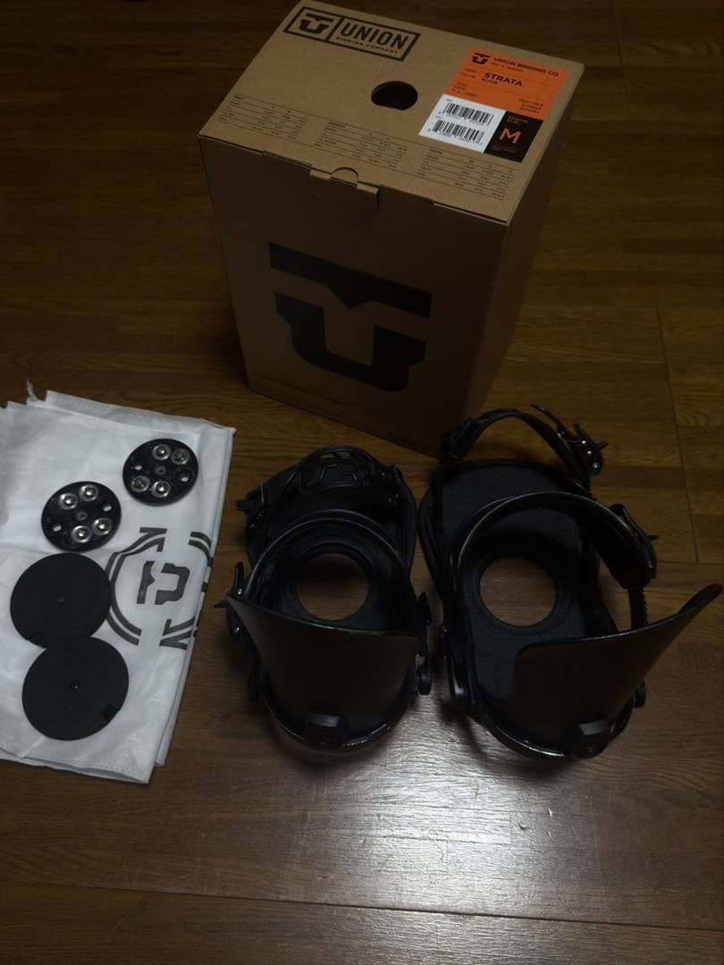 スノーボード　ビンディング　ユニオン　UNION ストラータ　M