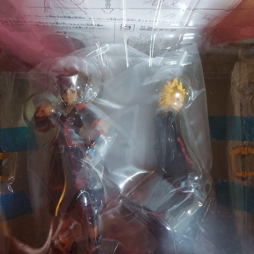 ソラ＆ロクサス スタチュー フィギュア