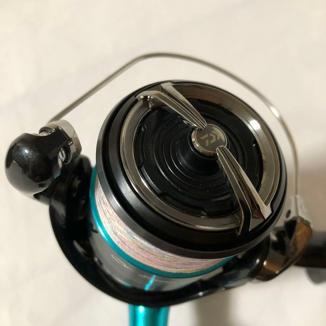 未使用　ダイワ　24 エメラルダス　X LT2500-DH ライン付き　リール