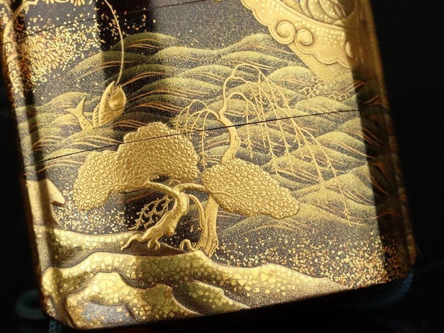 金地船人物高蒔絵印籠　梶川文龍斎作（江戸時代・美術館展示クラス・根付）