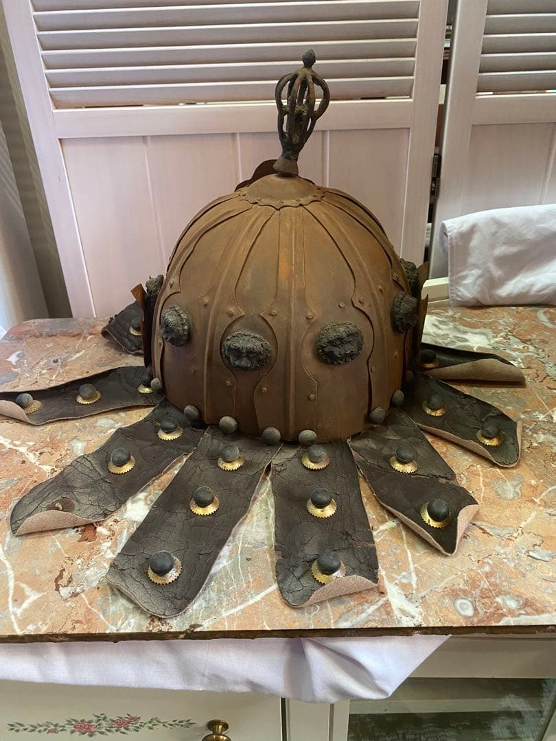 中国武具♦️鉄地♦️獅子形金具♦️兜 鳳羽兜♦️赤色♦️送料込