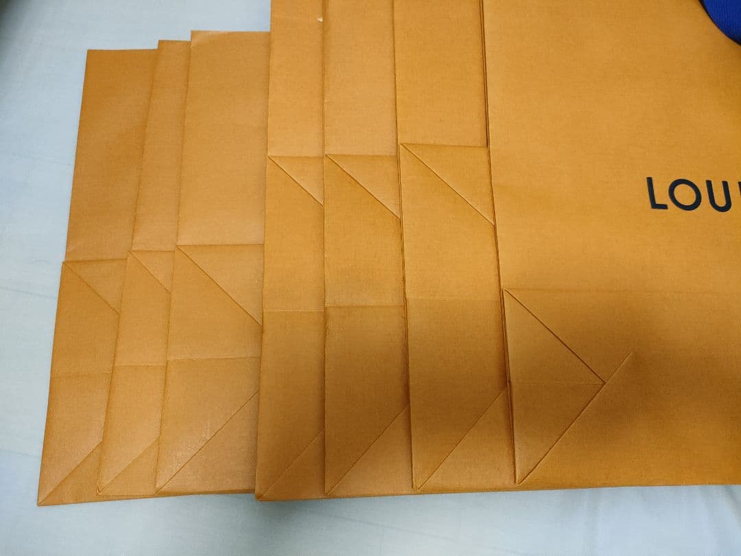 ルイヴィトン　LV　Louis Vuitton Box 箱　紙袋　ショッパー