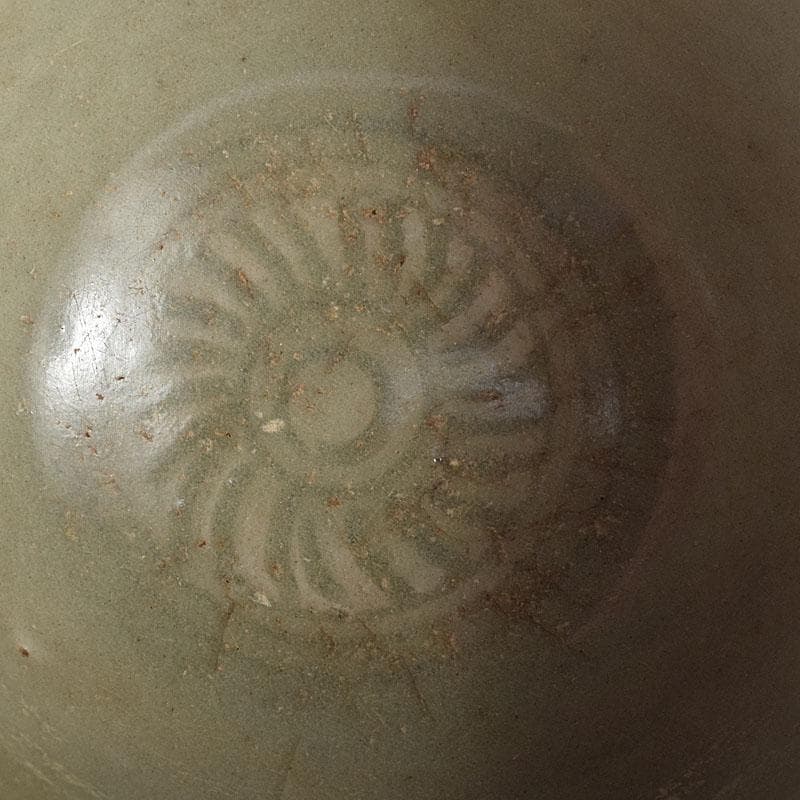 中国　龍泉窯　青磁　刻蓮弁文　茶碗　C　R8085