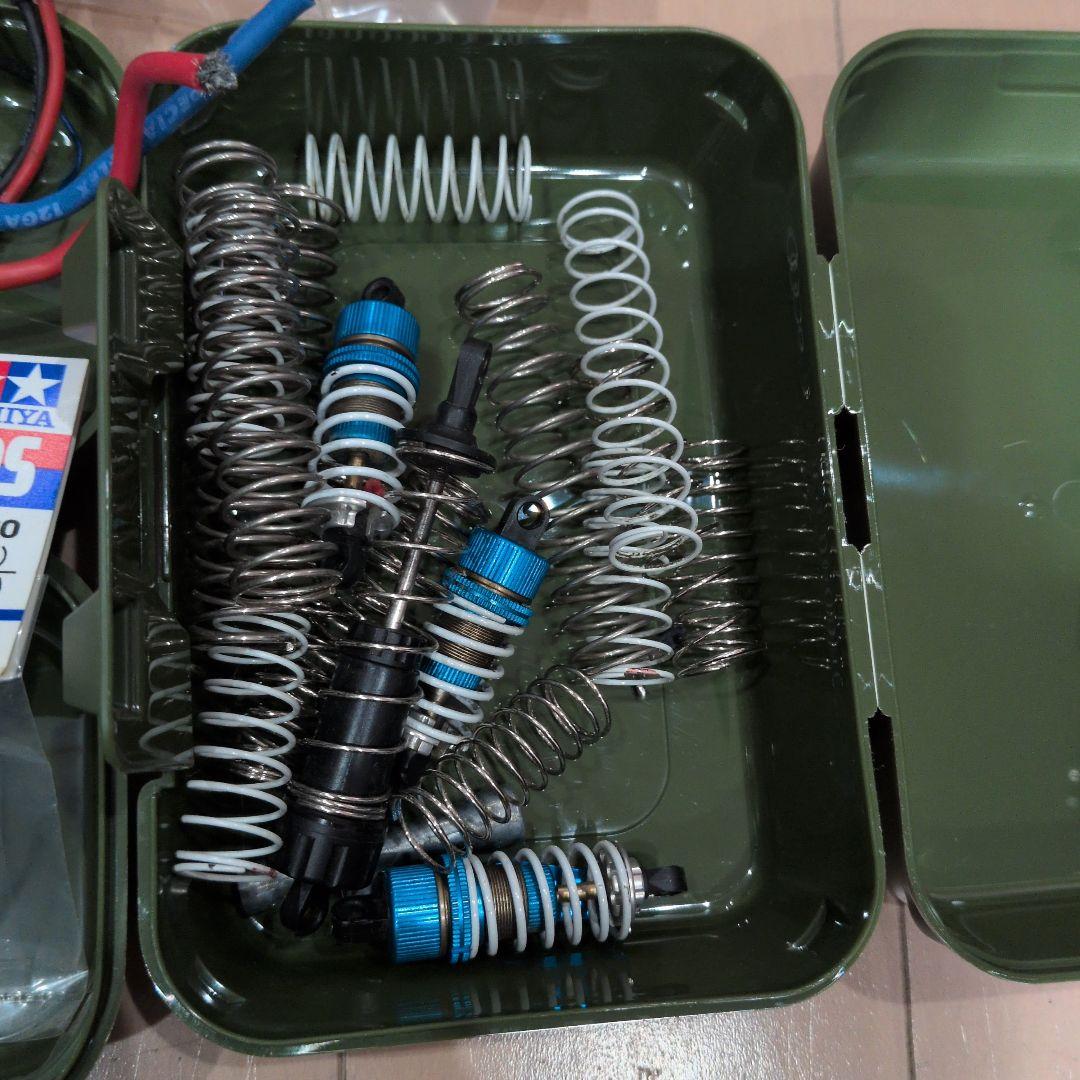 タミヤ ランチボックスとサイドバイパーまとめ売り