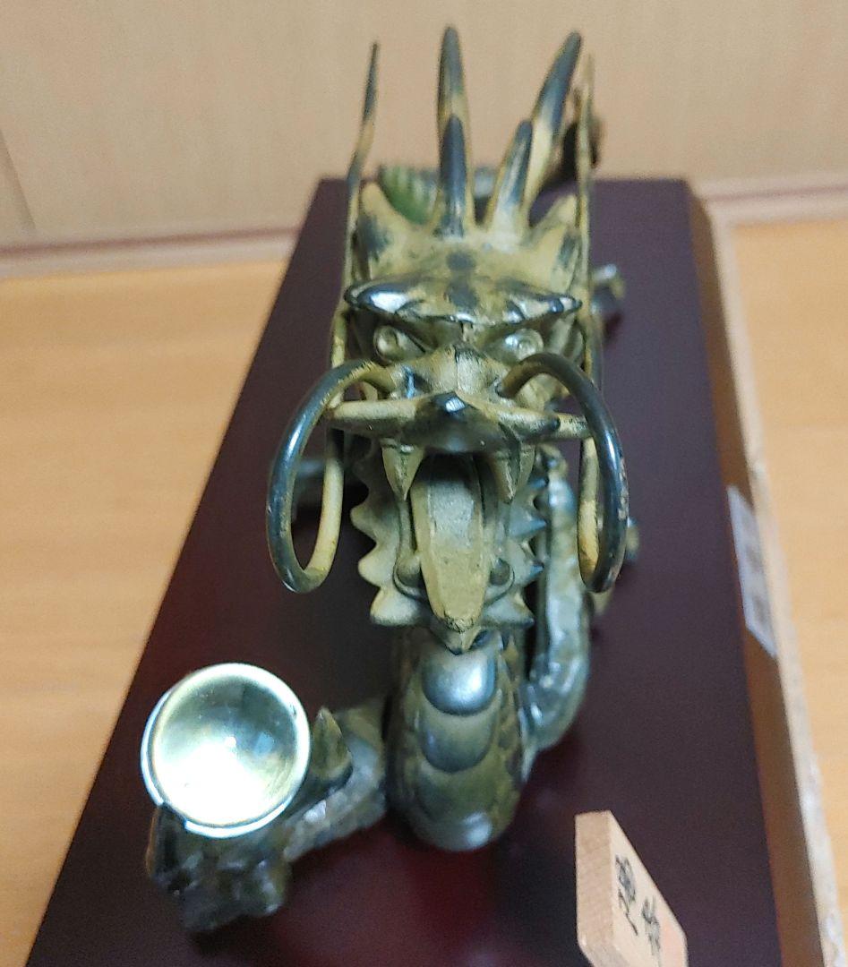 ブロンズ製ドラゴン彫刻