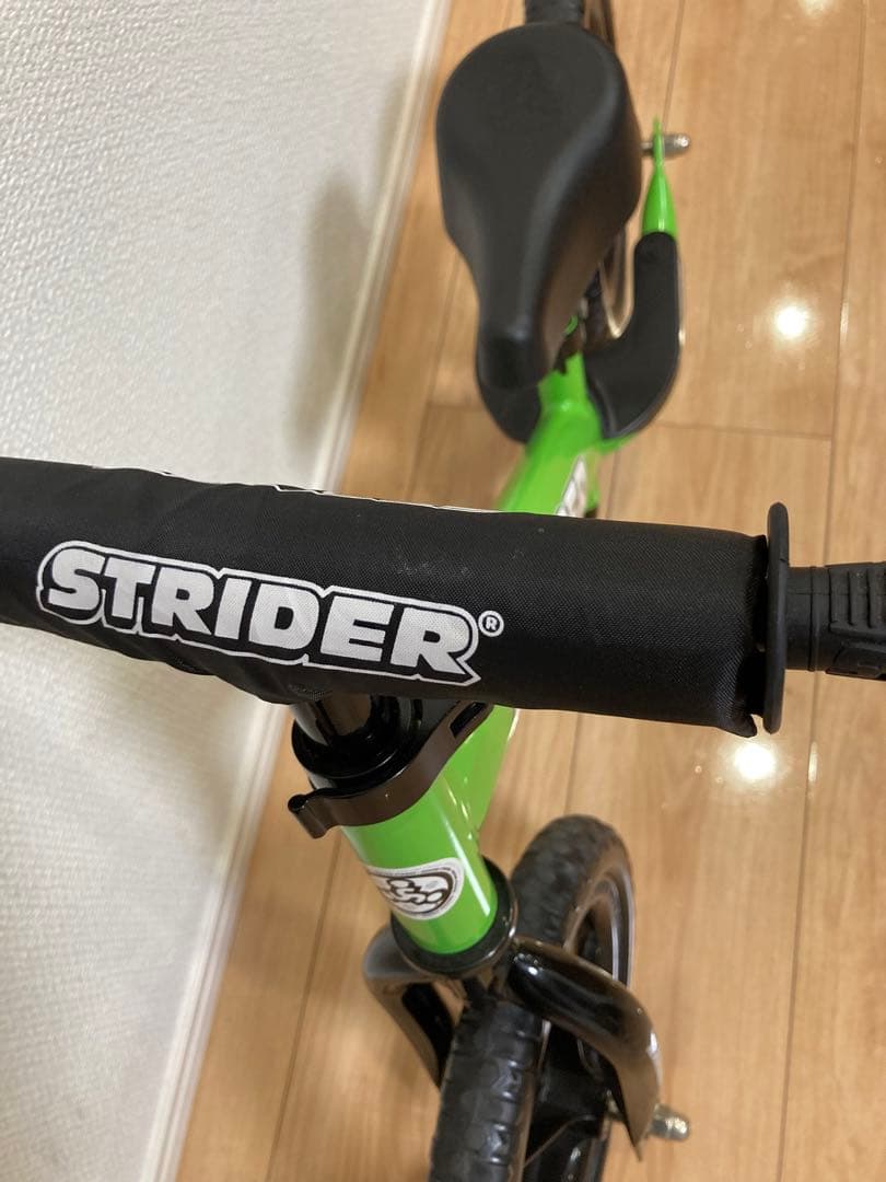 STRIDER 12インチ スポーツモデル 緑