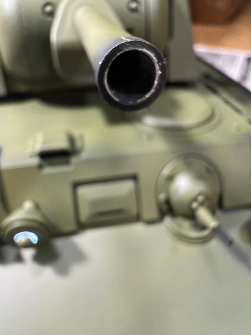 ヘンロン 戦車 KV-1s 新品 組み直し 塗装済 フルセット プレオーダー品