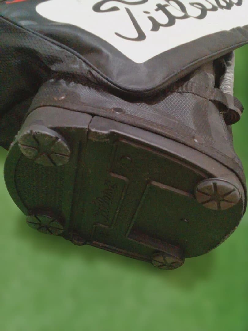 Titleist STADRY キャディバッグ ブラック/ピンク　フードなし