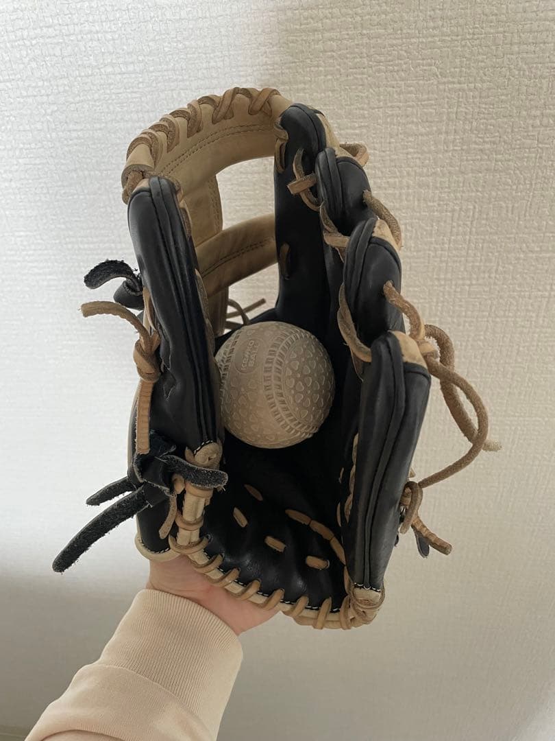 ローリングス　内野手用軟式グラブ　岡本モデル