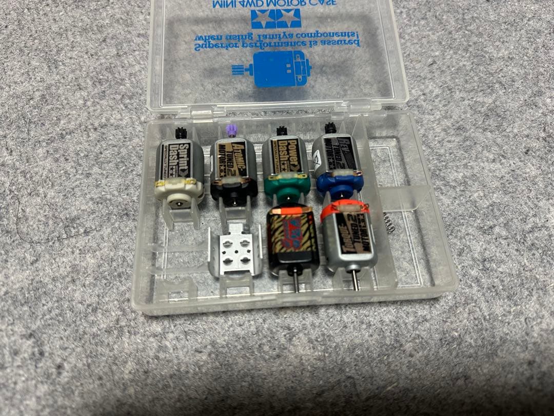 ミニ四駆　（収納ボックス　シャシ、その他）