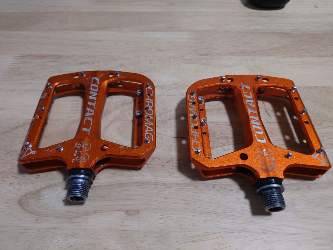 クロマグ フラットペタル［CONTACT］