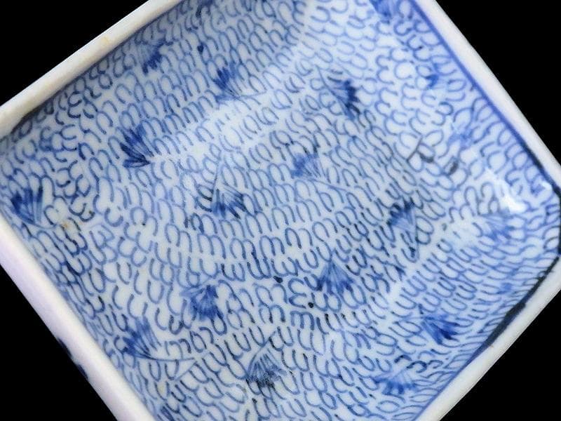 古伊万里　染付　微塵唐草の図　角皿　豆皿　E532AS-fbte