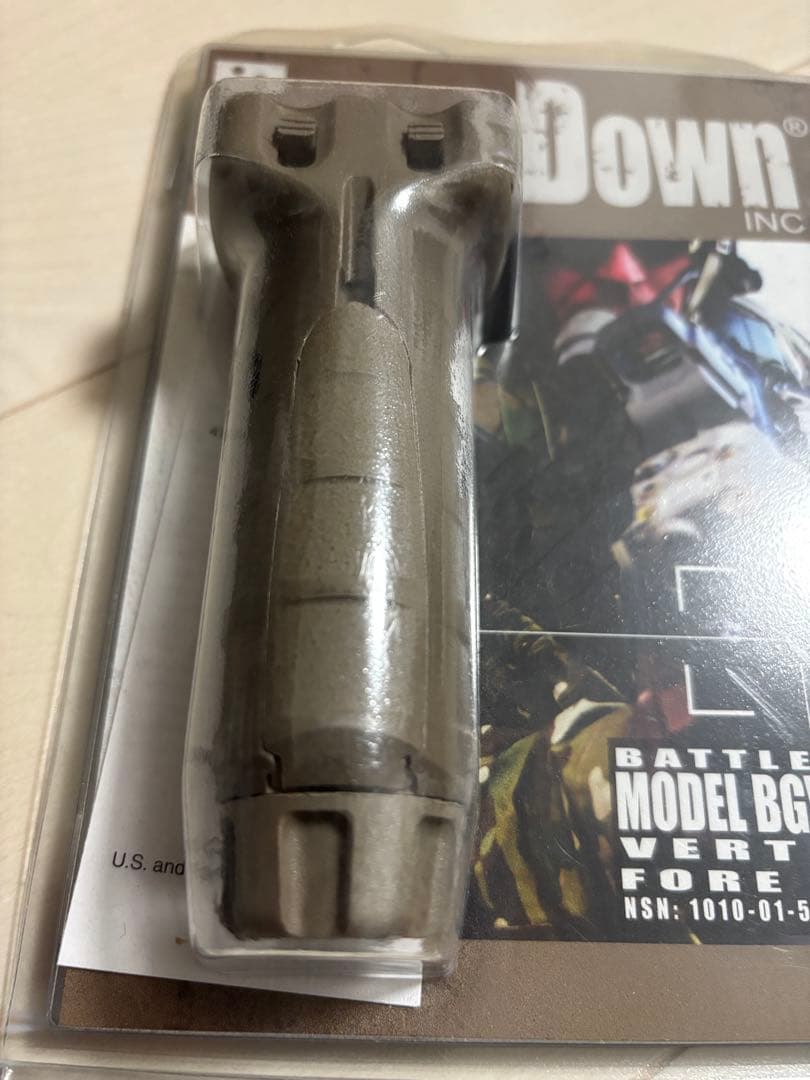 【未開封】TangoDown Vertical Fore Grip タンゴダウン