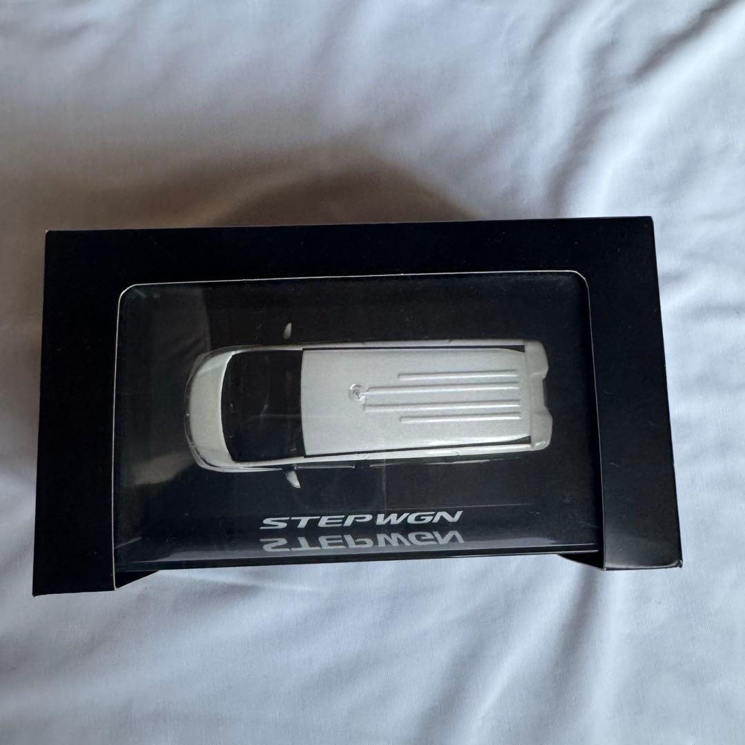 HONDA ステップワゴン カラーサンプル