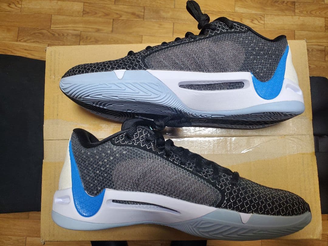 シューズ(男性用) Nike Sabrina 1