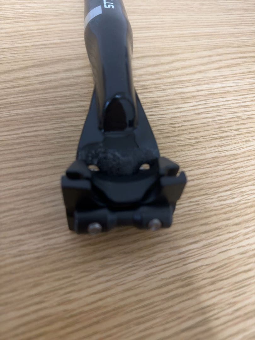 3T STYLUS 25 LTD カーボンシートポスト Φ31.6mm 黒