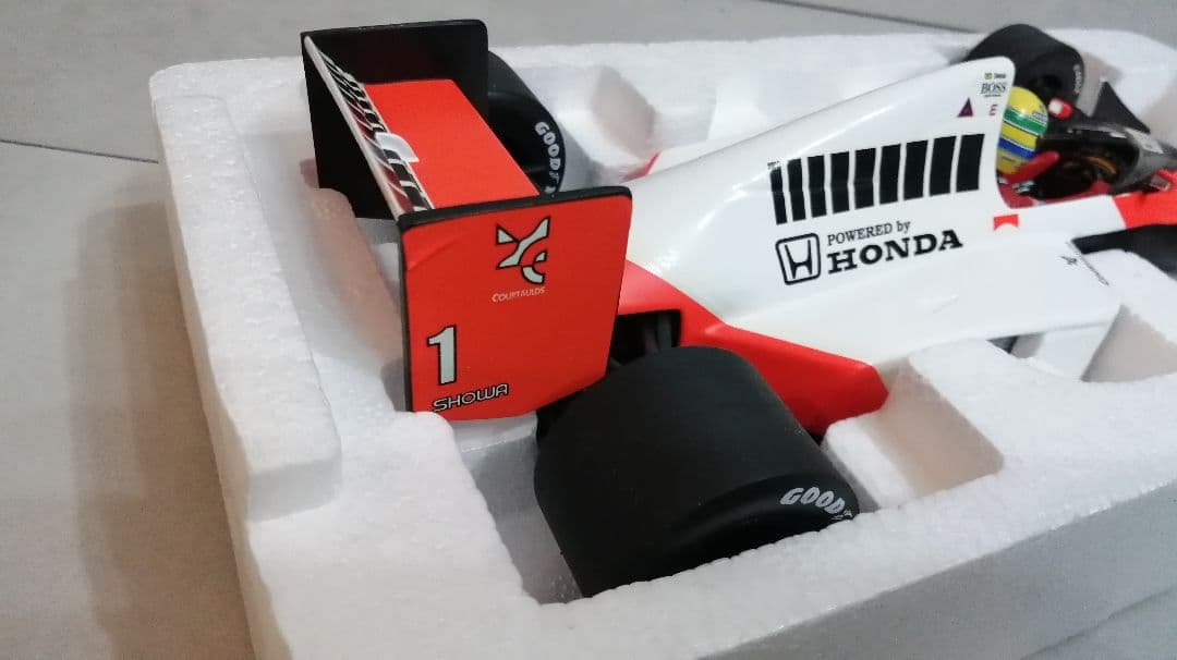 MINICHAMPS アイルトンセナ マクラーレン ホンダMP4/5 1989