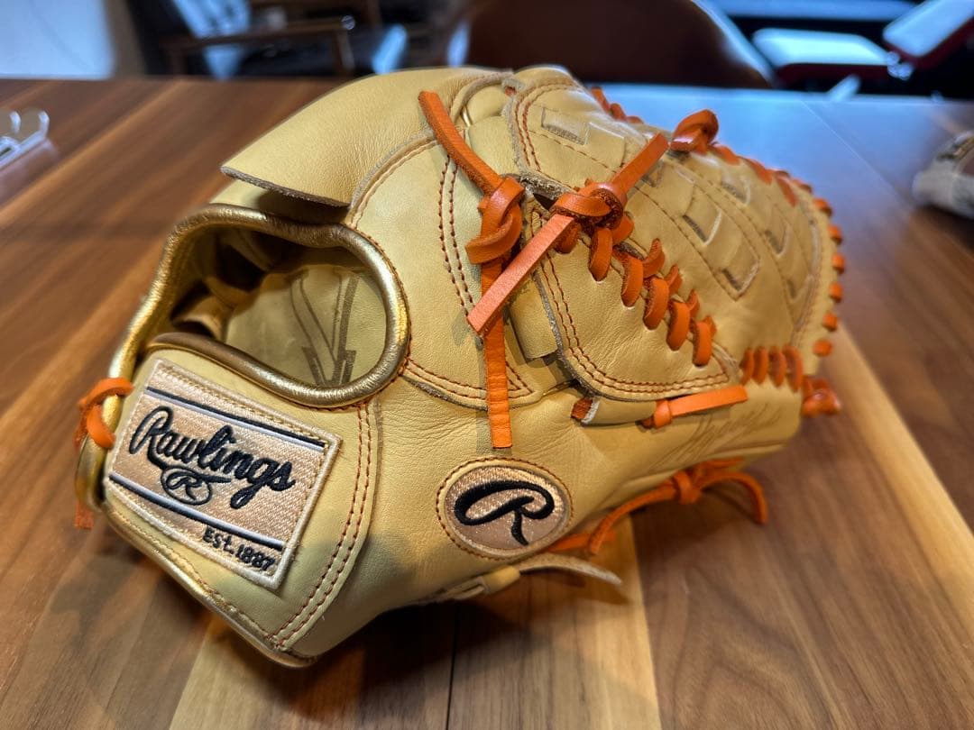 ローリングス軟式用　大人投手用グローブ