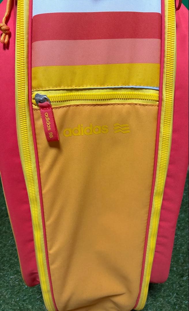 レディース　adidas 軽量キャディバッグ