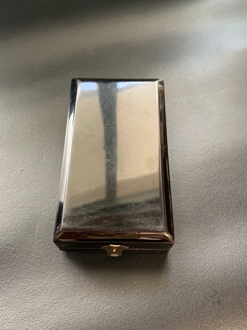 大日本帝国 勲章 記章 徽章 紅綬褒章 昭和二十九年　略綬　共箱 当時物 美術品