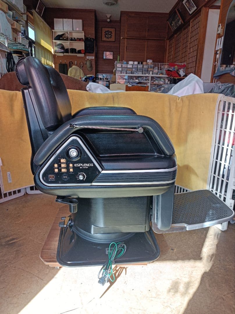 理容機器　新明和ＢＣ―２７２７　エスプレンド