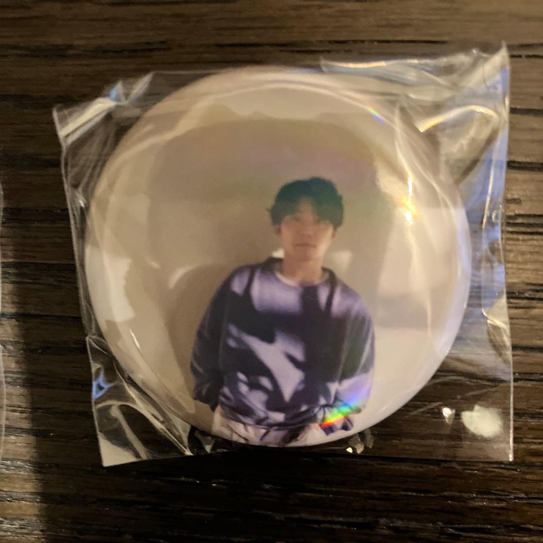 星野源　写真入りホログラムピンバッジ8個セット 非売品