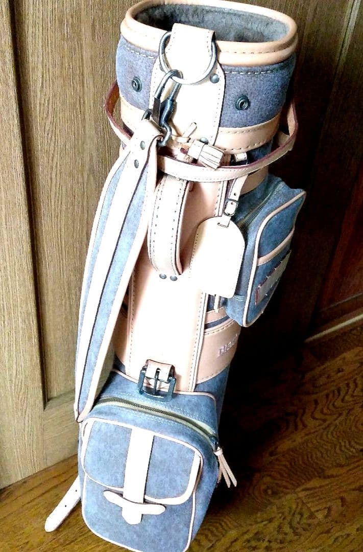 y*l様 ブラック＆ホワイト　キャディバッグ 中古品