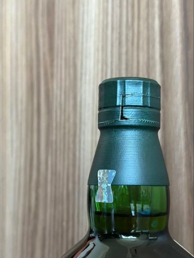 白州 18年 シングルモルトウイスキー ボックス付き 700ml