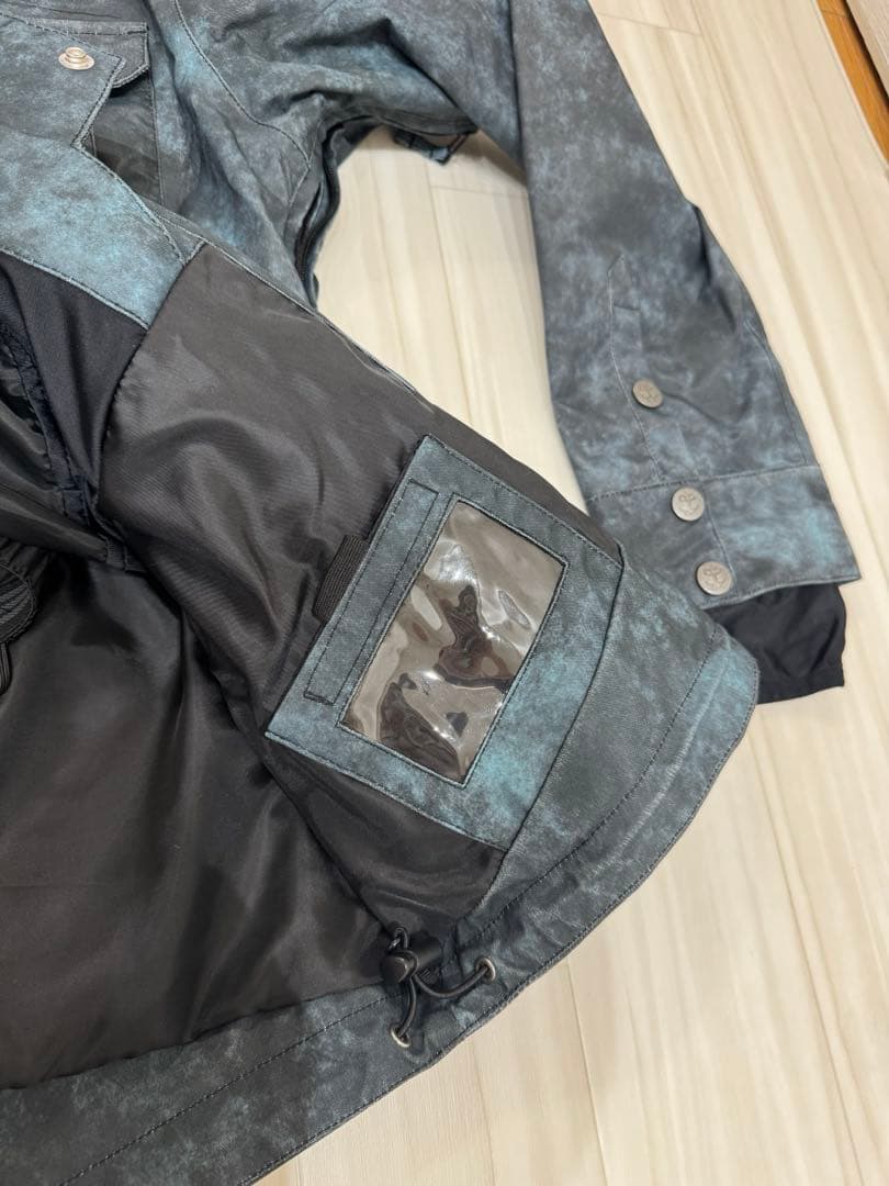 SCAPE. ウェア　上下セット　上Lサイズ　下Mサイズ　エスケープ