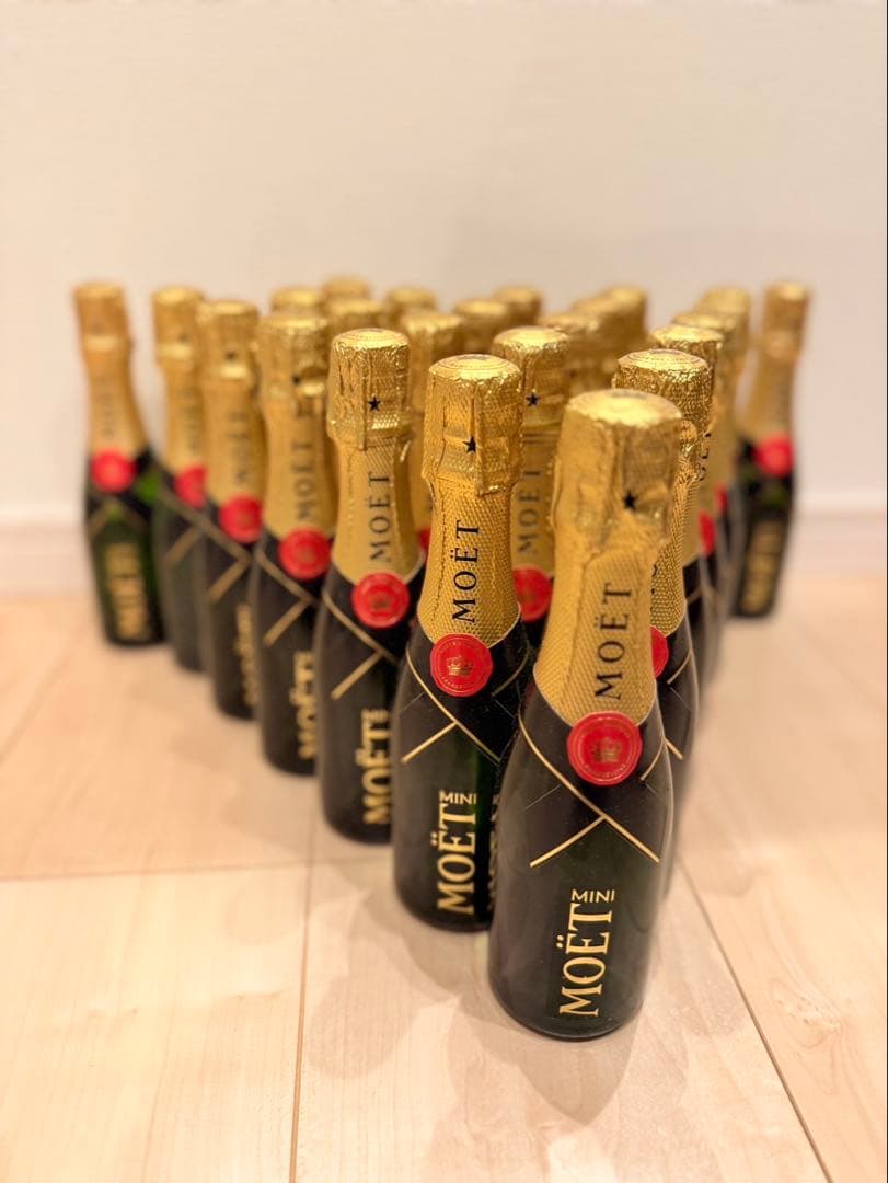 お得なモエ・エ・シャンドン ミニモエ 200ml × 24本セット