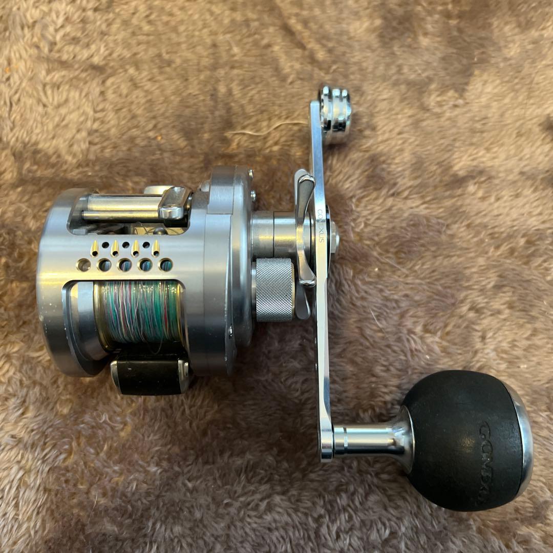 シマノ カルカッタコンクエスト２００DC