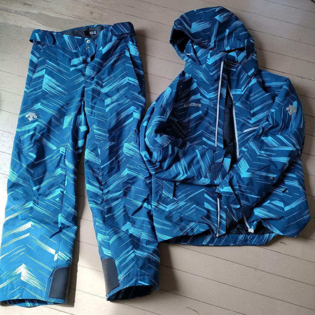 デサント　スキーウェア　上下セット　Mサイズ　サスペンダー付き