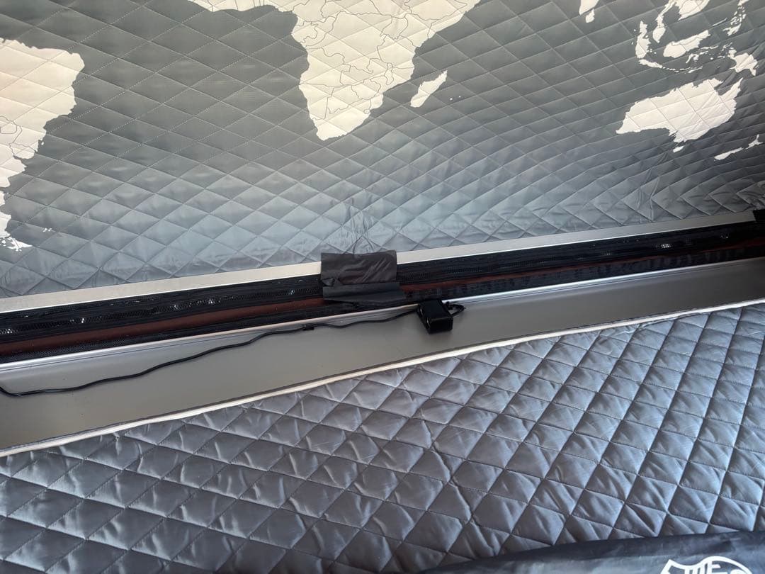 ikamper skycamp2.0 ホワイトラプター仕様　ルーフテント