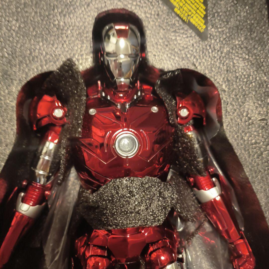 トイサピエンス限定 ホットトイズ アイアンマンマーク3 レッド＆シルバー