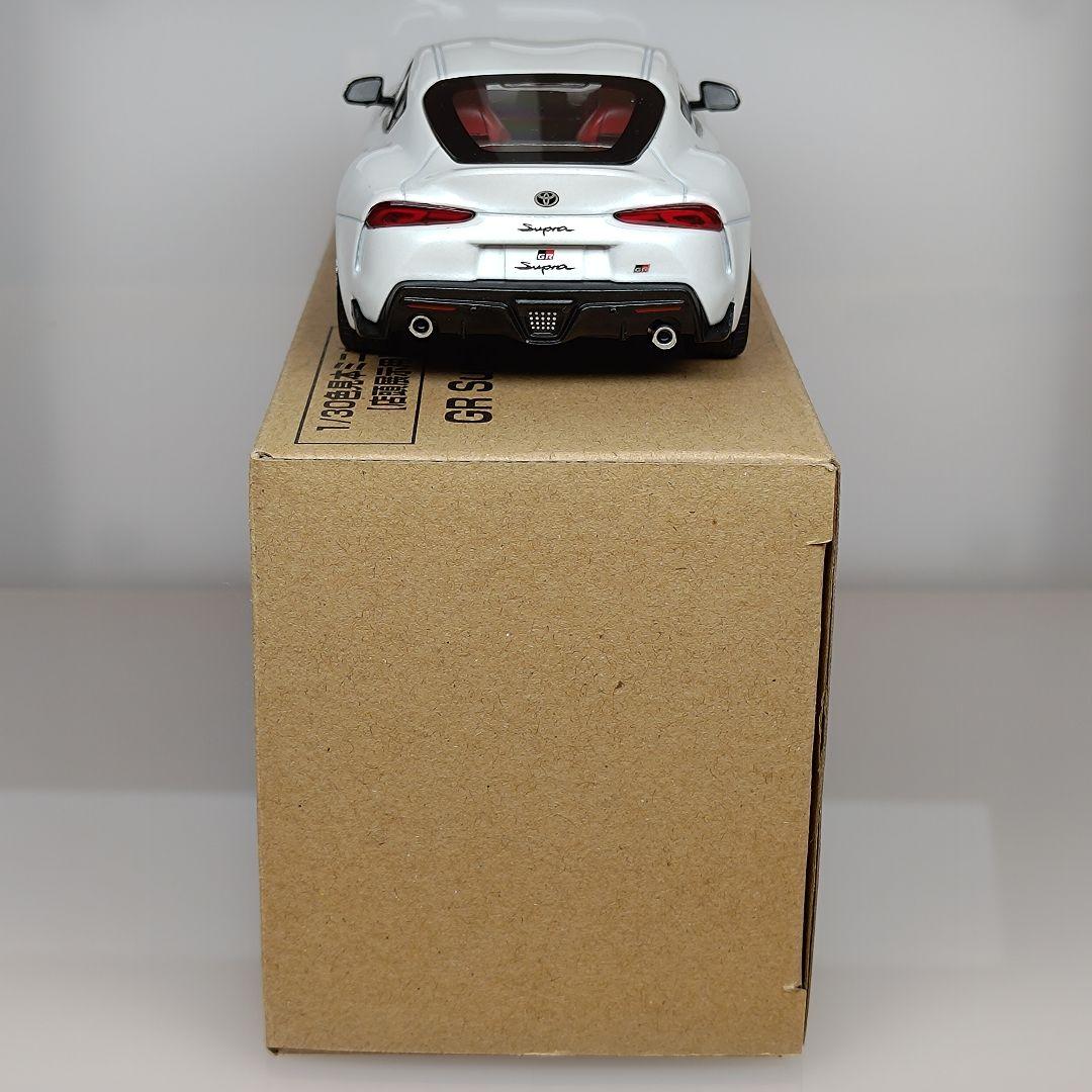 トヨタ GRスープラ カラーサンプル ホワイトメタリック 非売品 正規品 特注品