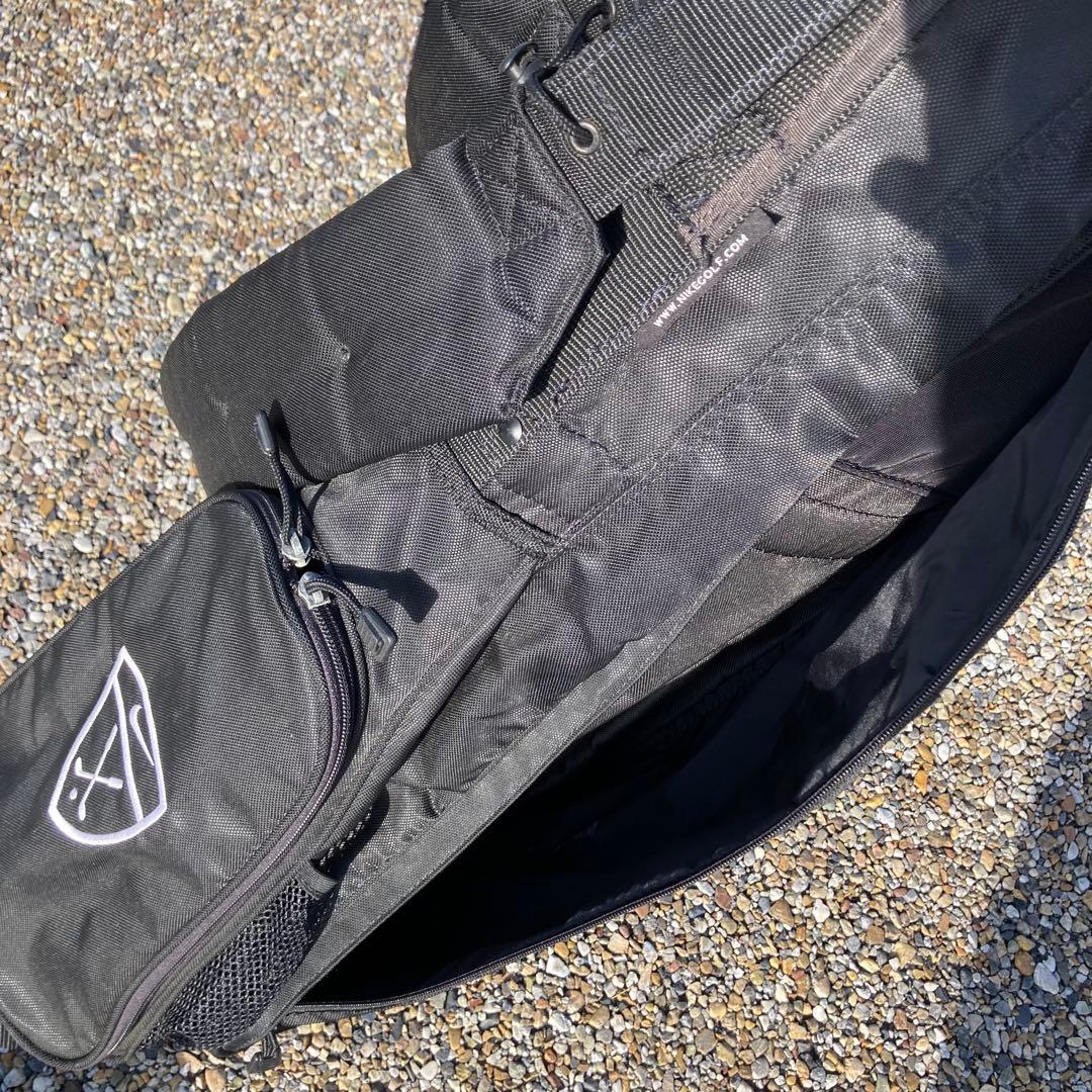 ◯ NIKE ナイキ　キャディバッグ　ゴルフバッグ　スタンド式　軽量