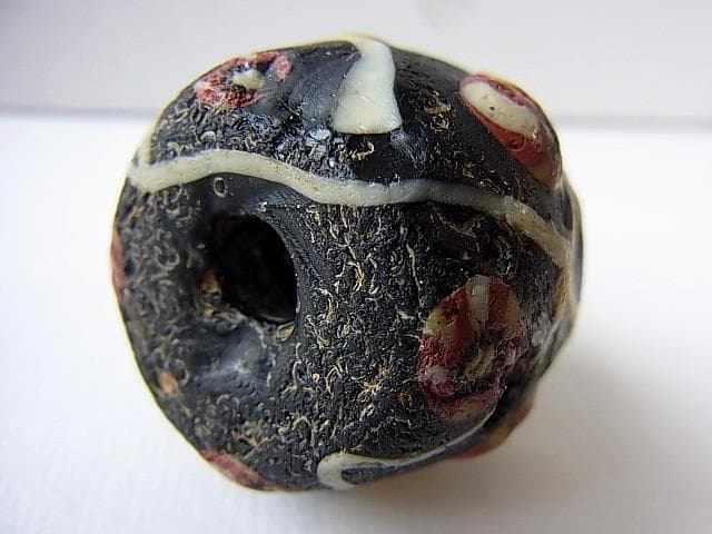 ★K0506★古代とんぼ玉 (A54)　北欧　バイキング　特大　ガラスビーズ