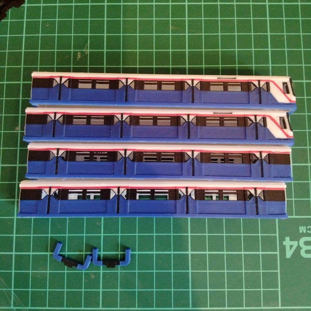 タイ・バンコク　高架鉄道風電車鉄道模型（Nゲージ・1/160）キット　4両セット