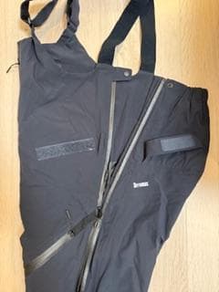 DESCENTE（デサント）　メンズ ネイビー サスペンダー スキーウェア