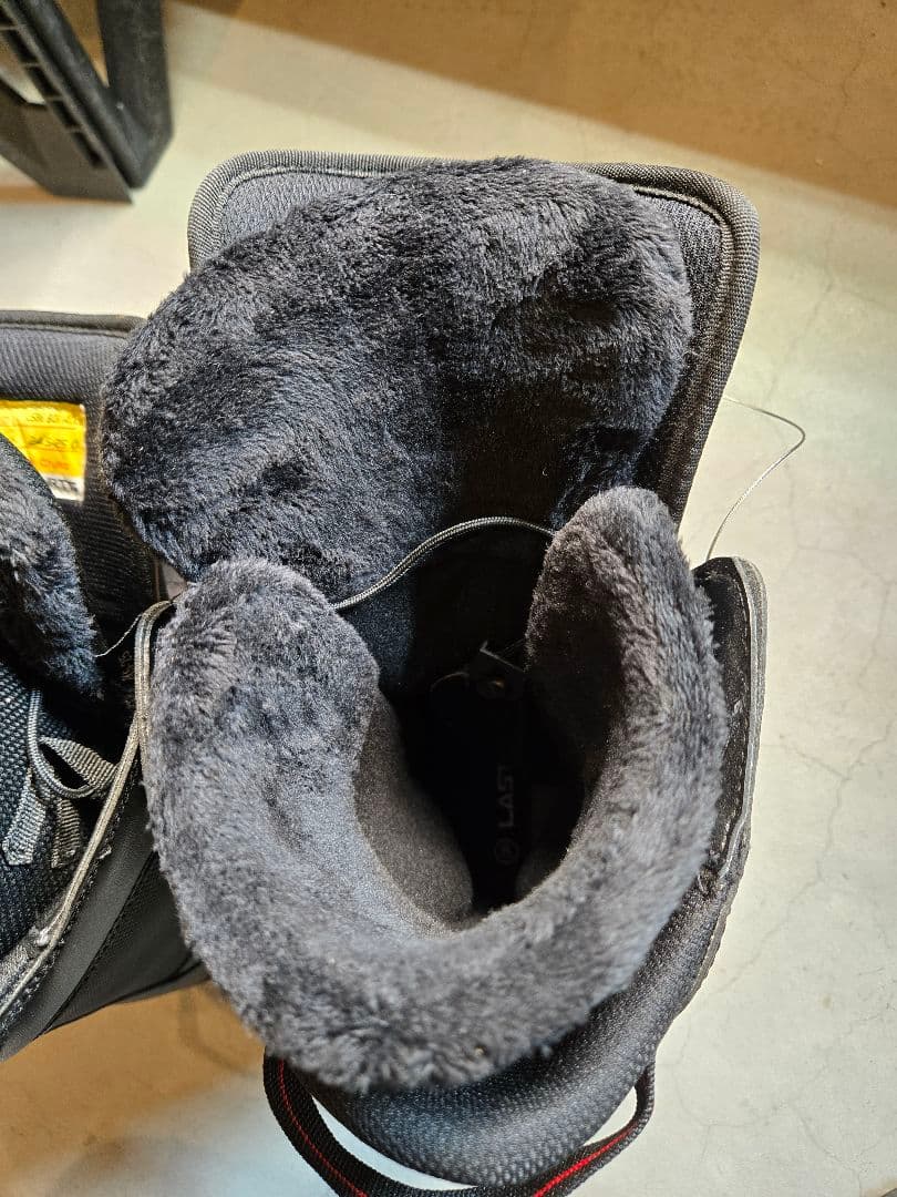 LASTARTS スノーボードブーツ 女性用 ブラック