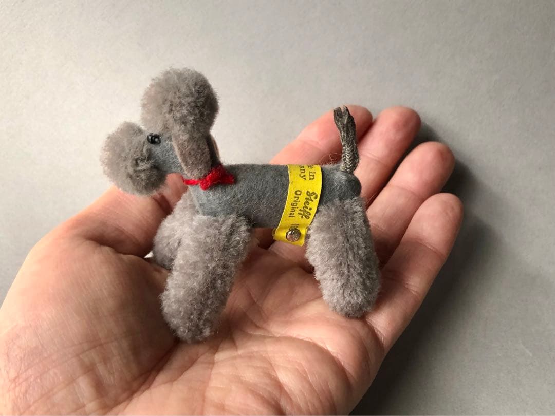 Steiff ポンポンプードル グレー