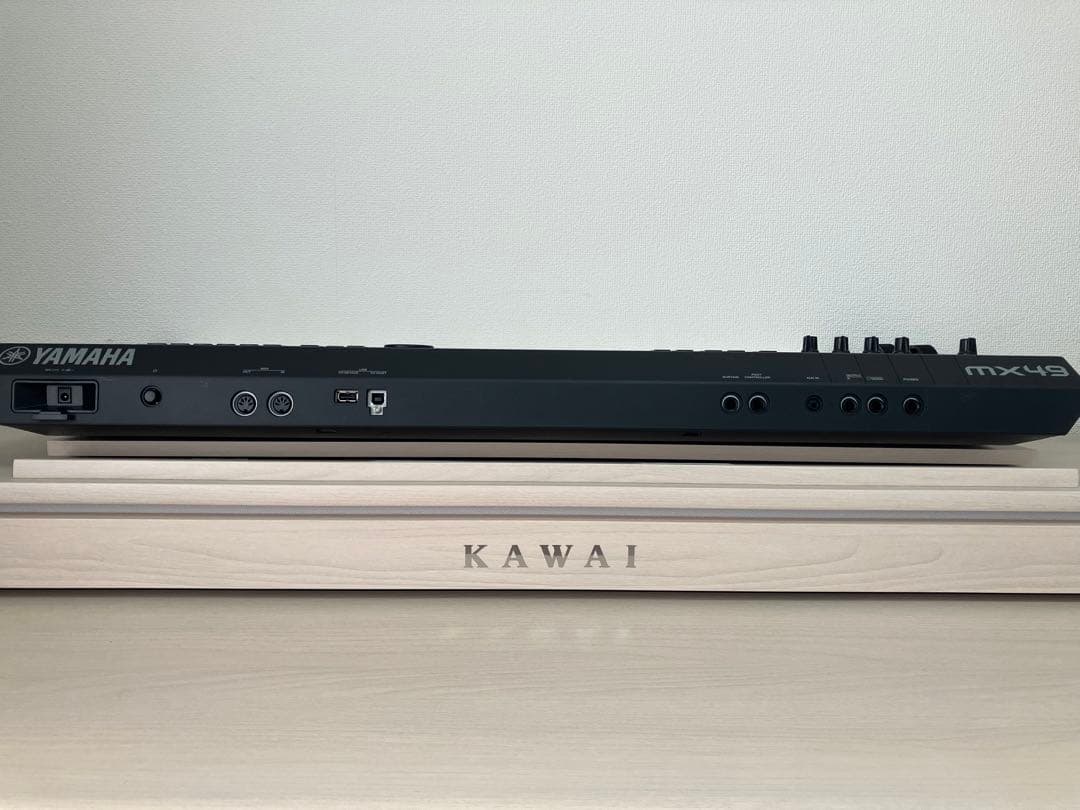 Yamaha MX49 ワークステーションシンセサイザー 純正ケース付き