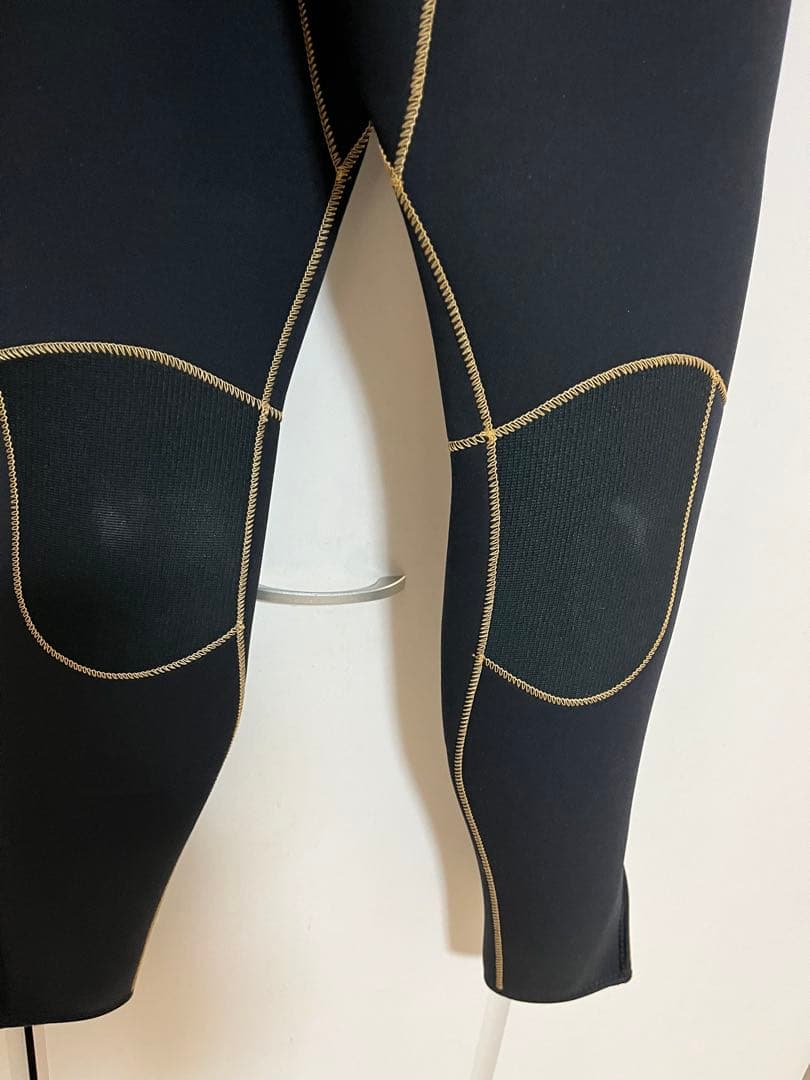 ウエットスーツ　 5mm Lsize