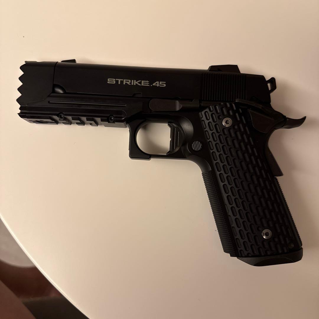 東京マルイ　ストライクウォーリア　GBB