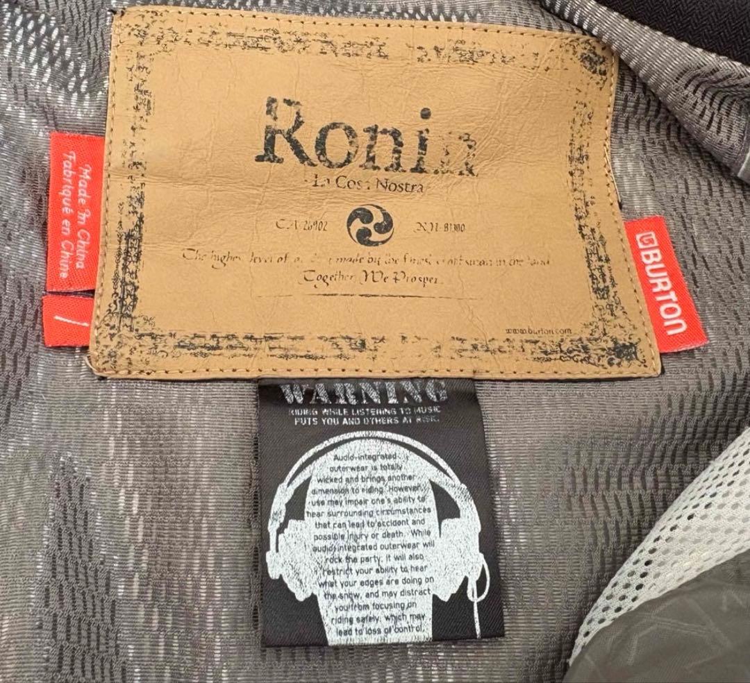 バートン　RONIN　スノーボード　ウエア 上下セットアップ　検　AK