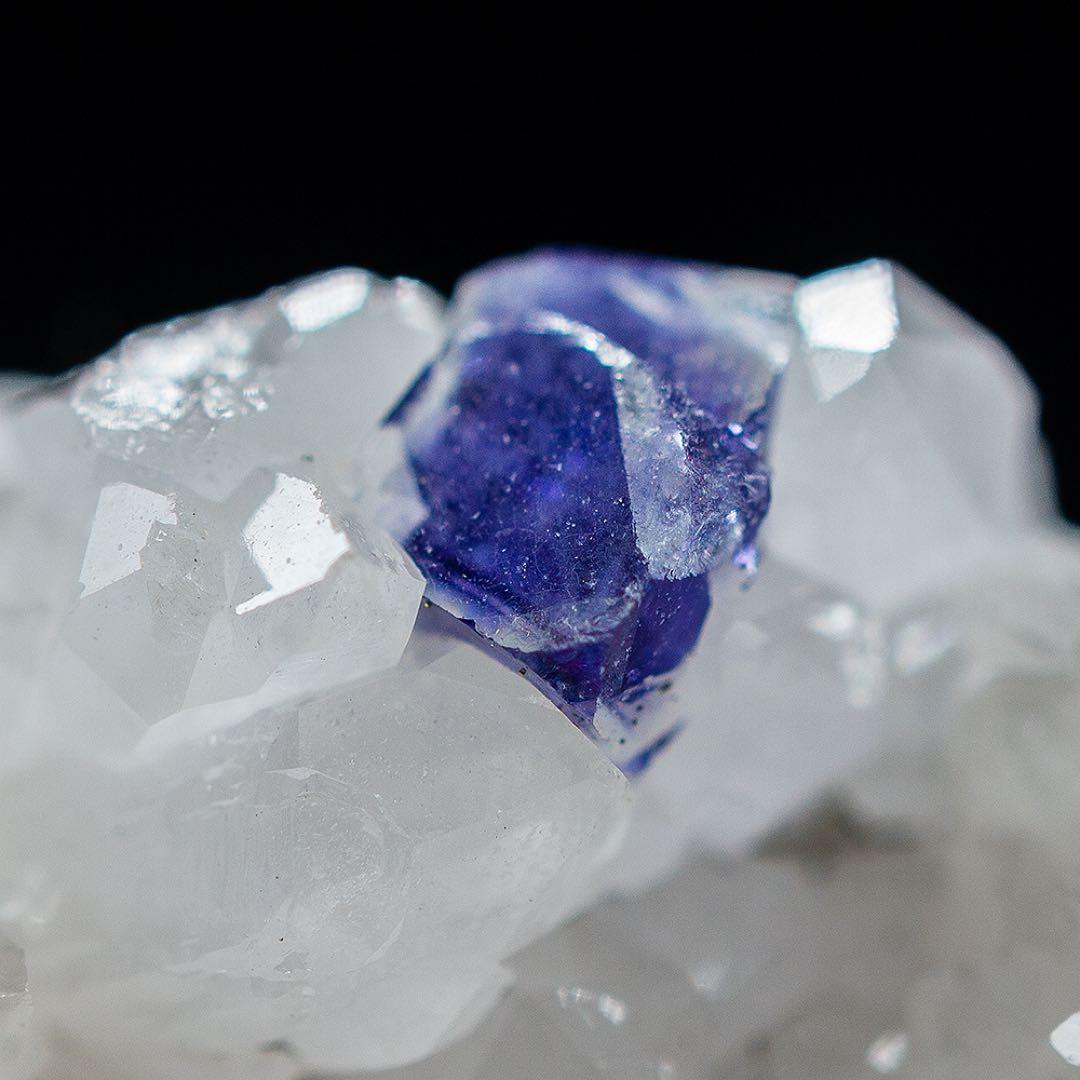 中国 ロードクロサイト フローライト 天然石 原石 鉱物標本 鉱石 蛍石 400