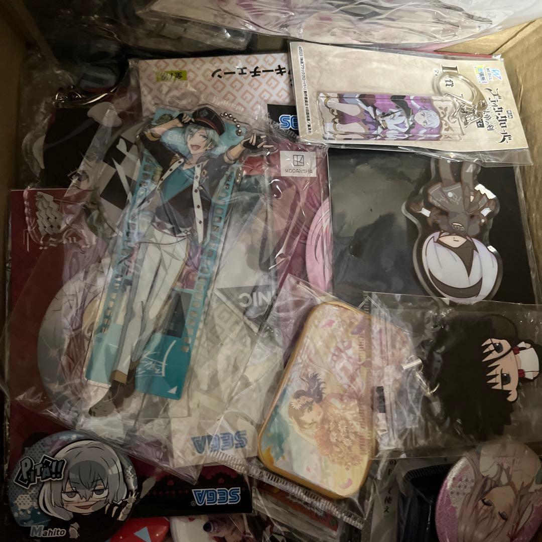 アニメ グッズ まとめ売り 大量 小物 缶バッジ キーホルダー 鬼滅の刃 呪術